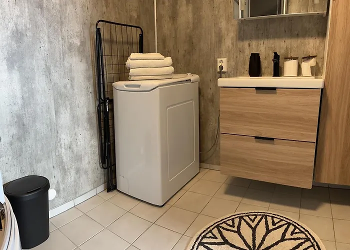 Apartment Koselig Naer Bussholdeplass Og Natur. Tromsø